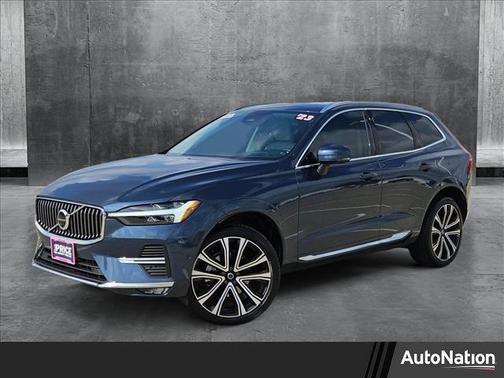 2023 Volvo XC60 B5 Ultimate Bright Theme