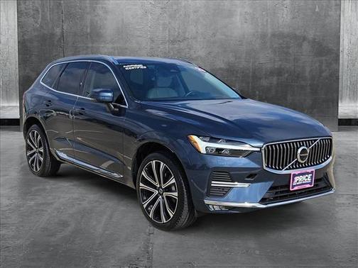 2023 Volvo XC60 B5 Ultimate Bright Theme