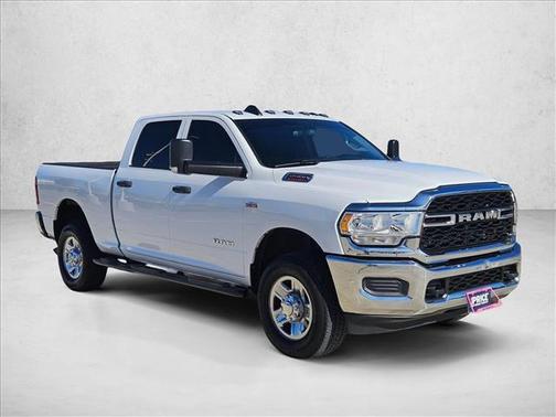 2020 RAM 2500 Tradesman Crew Cab 4X4 6'4' Box