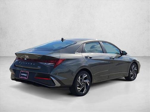 2026 Hyundai ELANTRA HEV Limited