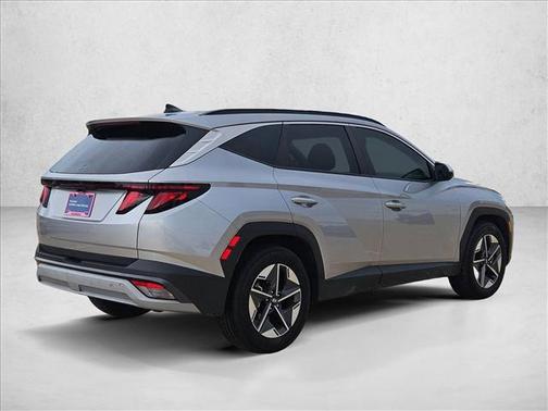 Shimmering Silver 2025 Hyundai TUCSON SEL