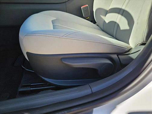 2026 Hyundai SONATA Hybrid Base