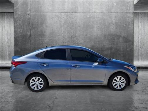 2019 Hyundai Accent SE