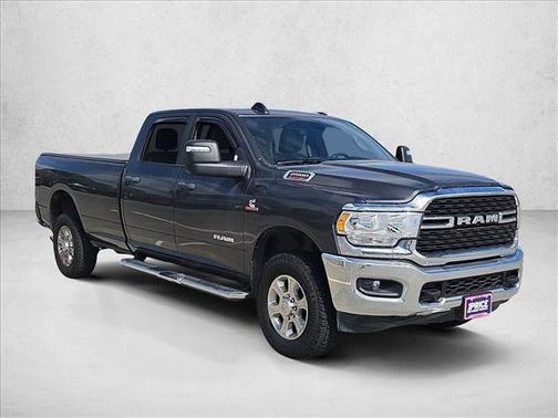 2023 RAM 2500 Big Horn Crew Cab 4x4 8' Box