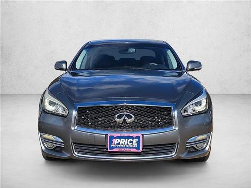 2016 INFINITI Q70 3.7