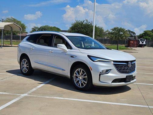 2022 Buick Enclave FWD Premium