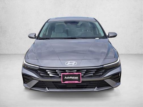 Fluid Metal 2026 Hyundai ELANTRA Limited