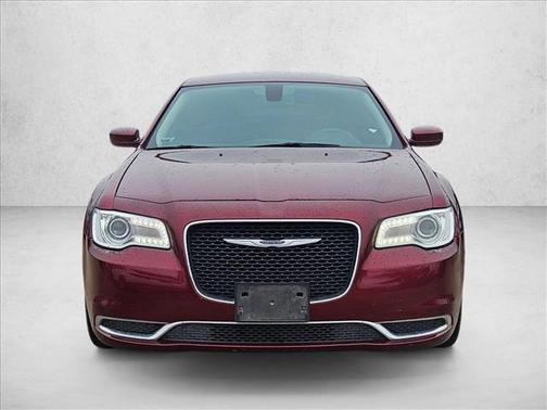 2019 Chrysler 300 Touring