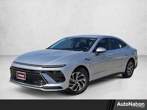 2026 Hyundai SONATA Hybrid Base