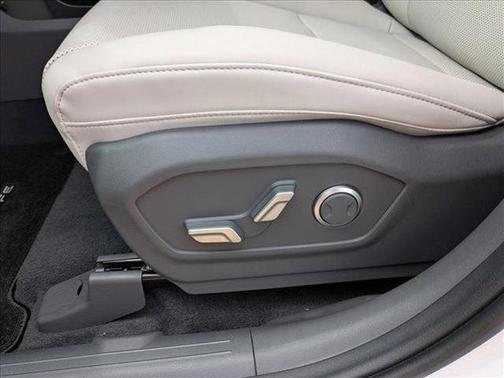 2025 Hyundai SANTA FE SEL 2.4