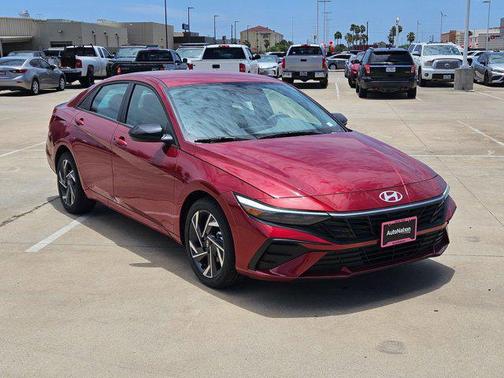 2025 Hyundai ELANTRA Sport