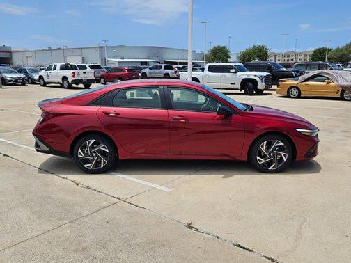 2025 Hyundai ELANTRA Sport