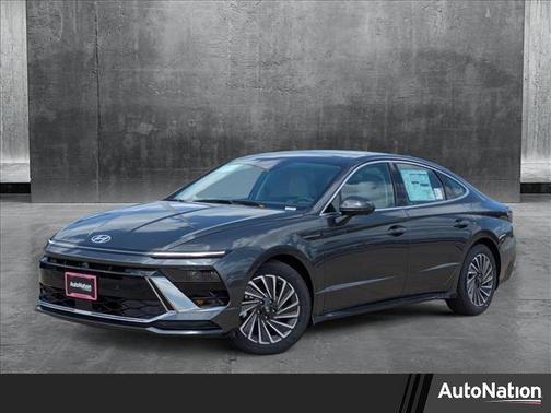 2025 Hyundai SONATA Hybrid Limited