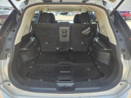 Brilliant Silver Metallic 2020 Nissan Rogue SV