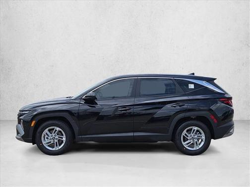 Phantom Black 2026 Hyundai TUCSON SE