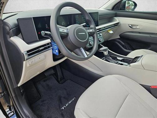 Phantom Black 2026 Hyundai TUCSON SE