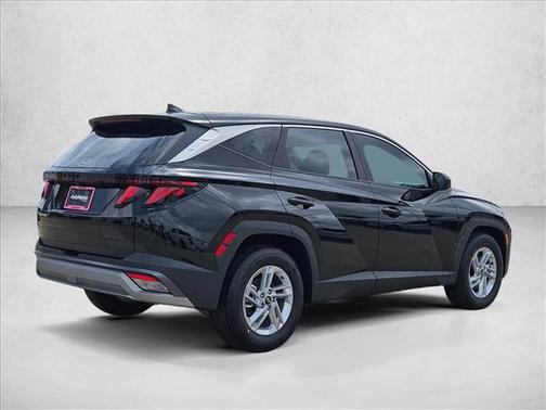 Phantom Black 2026 Hyundai TUCSON SE
