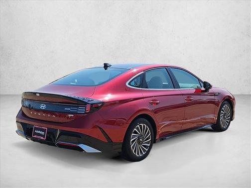 2026 Hyundai SONATA Hybrid Limited