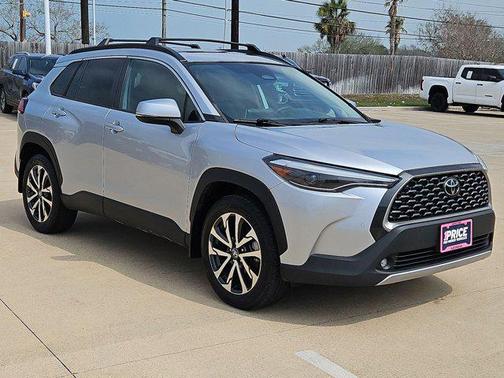 2023 Toyota Corolla Cross XLE
