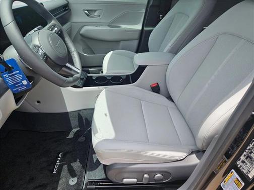 Abyss Black Pearl 2026 Hyundai KONA Limited