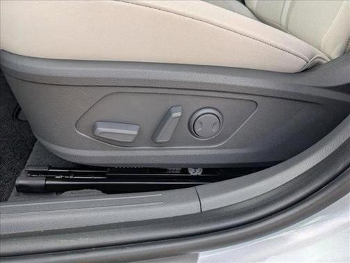 2025 Hyundai SONATA Hybrid SE