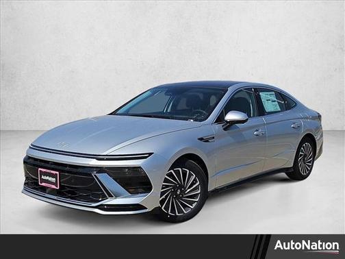 Aero Silver 2026 Hyundai SONATA Hybrid Limited