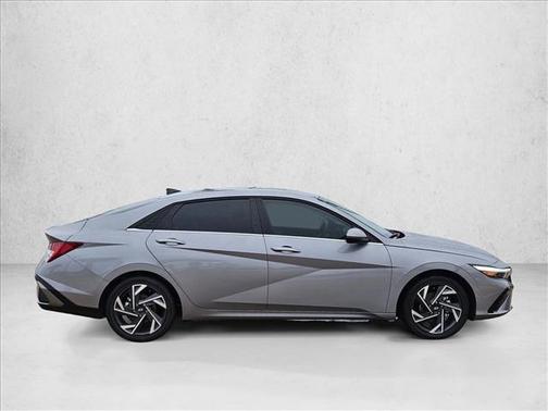 2025 Hyundai ELANTRA HEV Limited