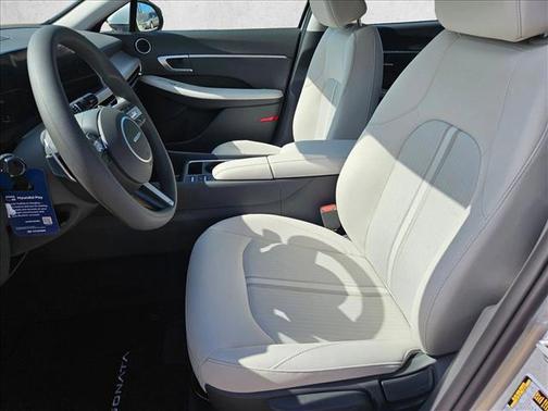 Aero Silver 2026 Hyundai SONATA Hybrid Base
