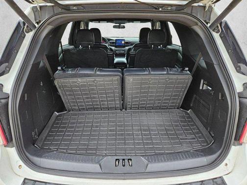 Star White Metallic Tri-Coat 2020 Ford Explorer XLT