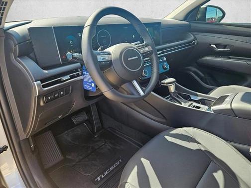 Shimmering Silver 2026 Hyundai TUCSON SEL Premium