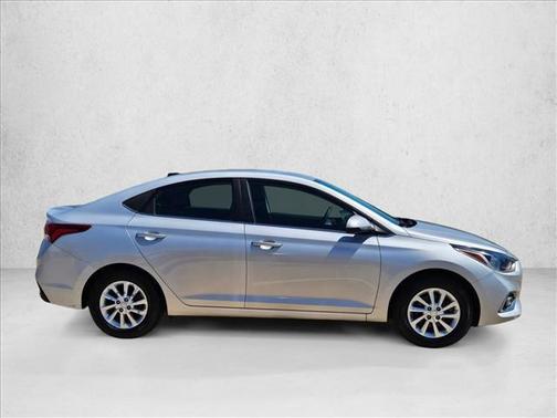 2022 Hyundai Accent SEL