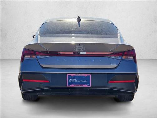 2025 Hyundai ELANTRA HEV Limited