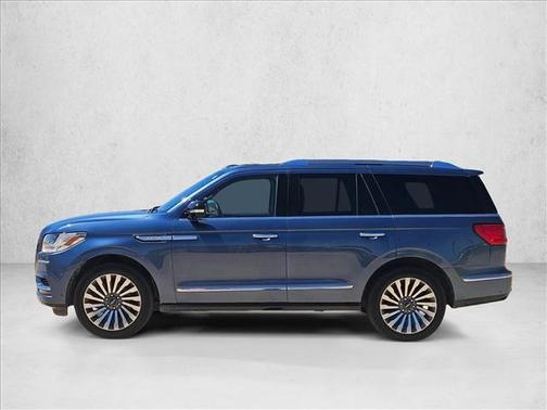 Blue Diamond Metallic 2019 Lincoln Navigator Reserve