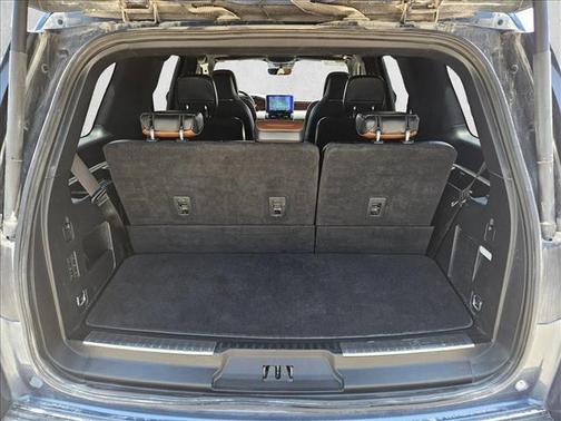 Blue Diamond Metallic 2019 Lincoln Navigator Reserve