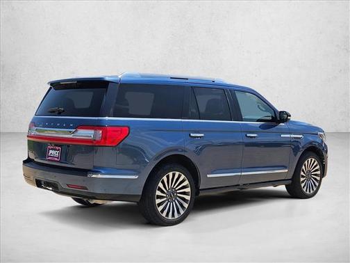 Blue Diamond Metallic 2019 Lincoln Navigator Reserve