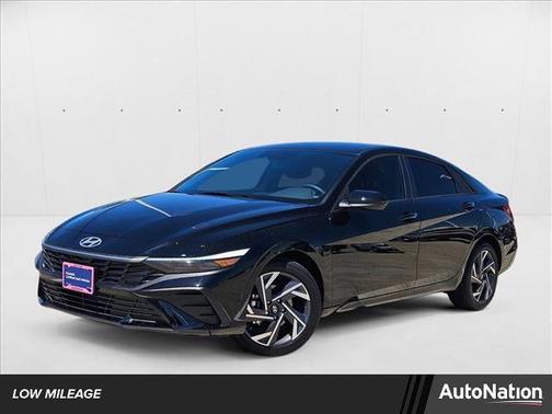2025 Hyundai ELANTRA Sport