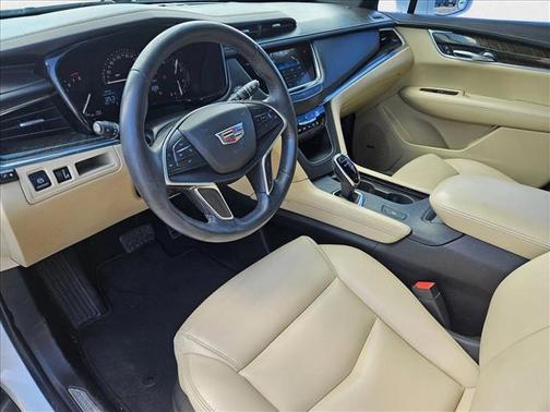 2017 Cadillac XT5 Base