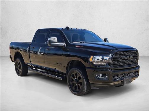 2023 RAM 3500 Big Horn Crew Cab 4x4 6'4' Box