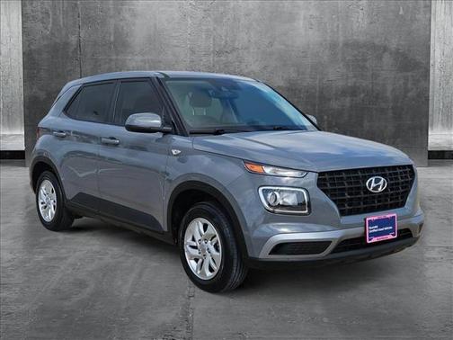 2022 Hyundai VENUE SE