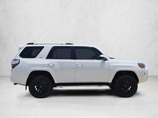 Super White 2021 Toyota 4Runner SR5