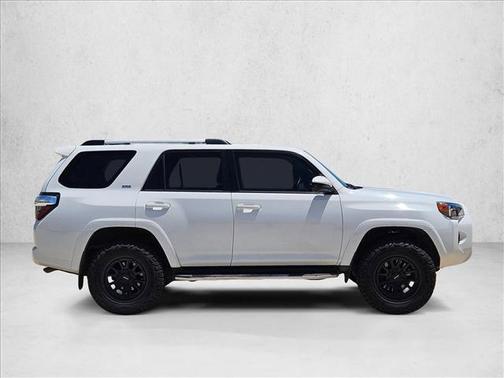 Super White 2021 Toyota 4Runner SR5
