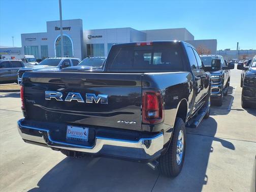 2026 RAM 2500 Tradesman Crew Cab 4x4 6'4' Box