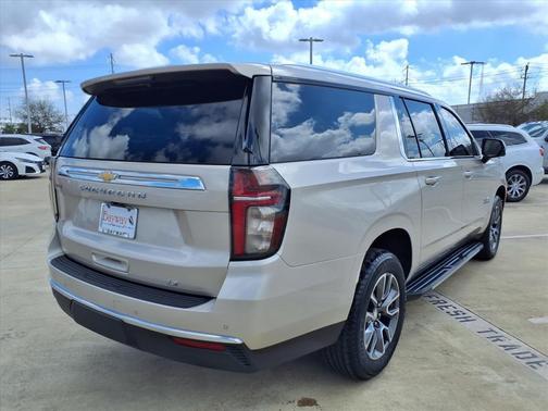 2021 Chevrolet Suburban LT