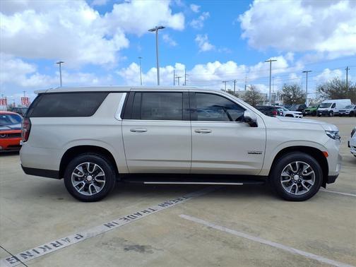 2021 Chevrolet Suburban LT