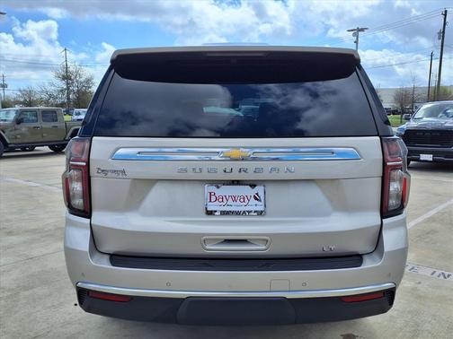 2021 Chevrolet Suburban LT