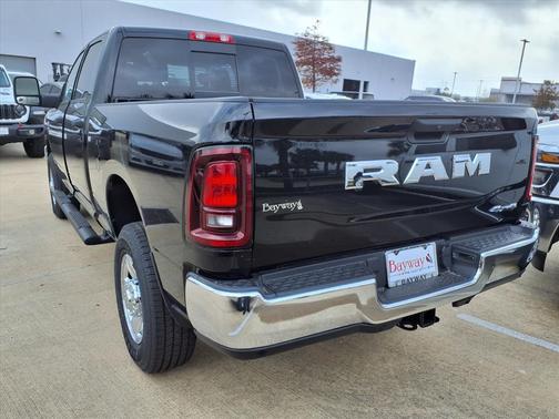 2026 RAM 2500 Tradesman Crew Cab 4x4 6'4' Box