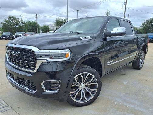 Diamond Black Crystal Pearlcoat 2026 RAM 1500 ST