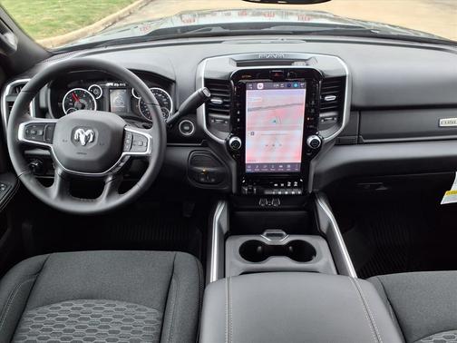 2026 RAM 3500 Lone Star Crew Cab 4x4 8' Box