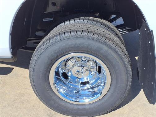 2026 RAM 3500 Tradesman Crew Cab 4x4 8' Box