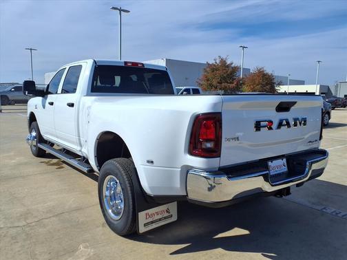 2026 RAM 3500 Tradesman Crew Cab 4x4 8' Box